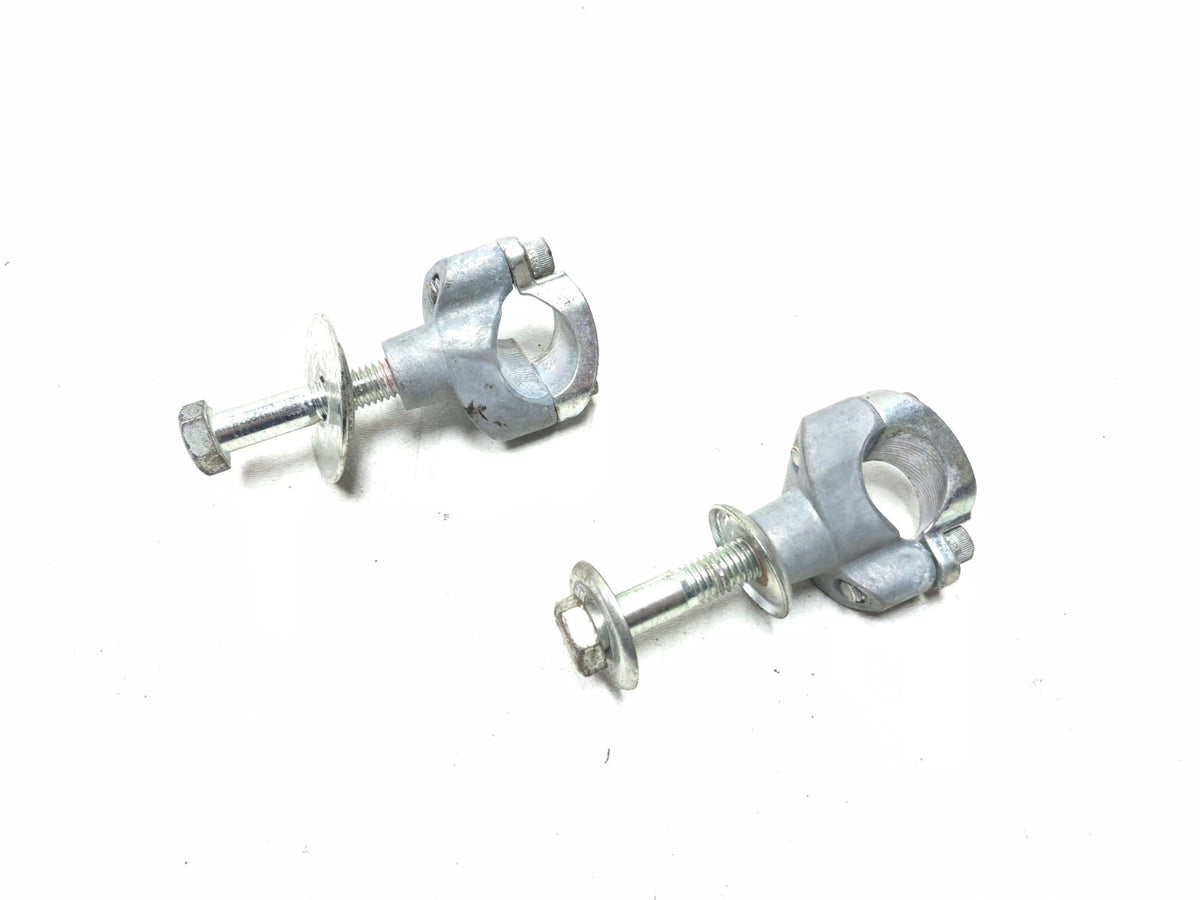 2004 Harley Davidson Touring Flhti Electra Glide Handlebar Riser Clamp Pair OEM