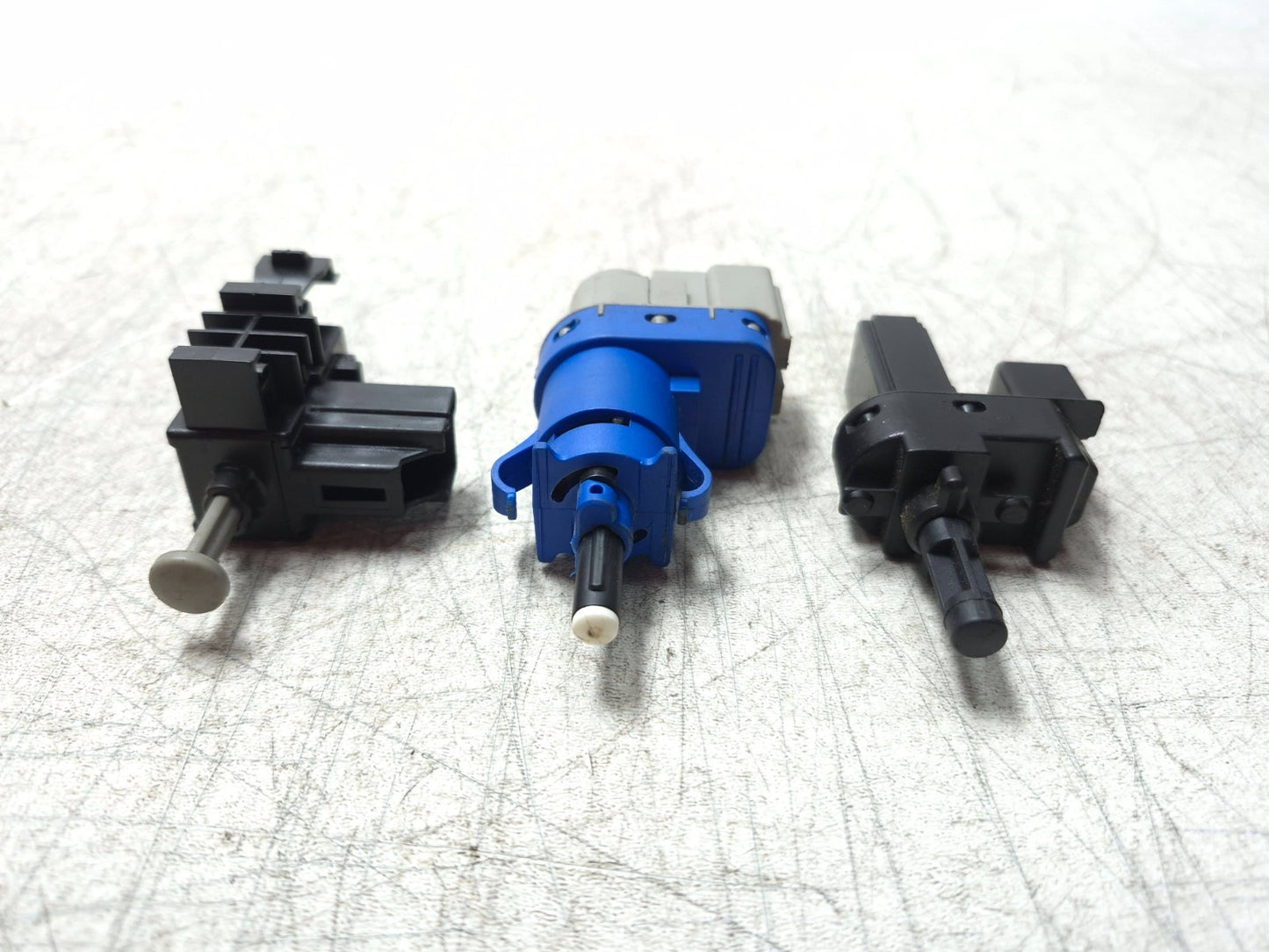 2017 Ford Focus Clutch Pedal Switch And Stop Light Stoplamp Switch  OEM