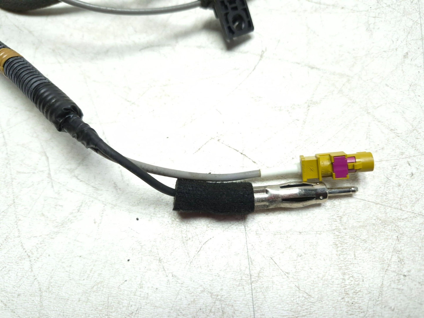 2014 Hyundai Accent Antenna Cable Radio Feeder OEM