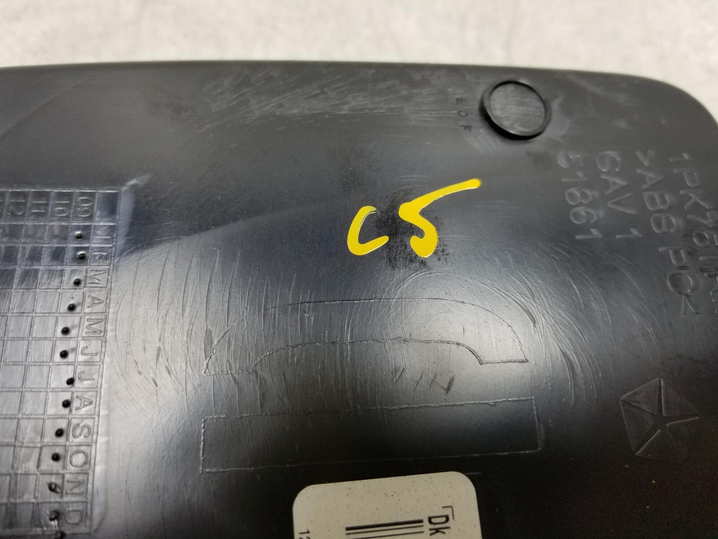 2010-2012 Dodge Caliber Sxt Dash Upper Center Storage Compartment Cubby Box OEM