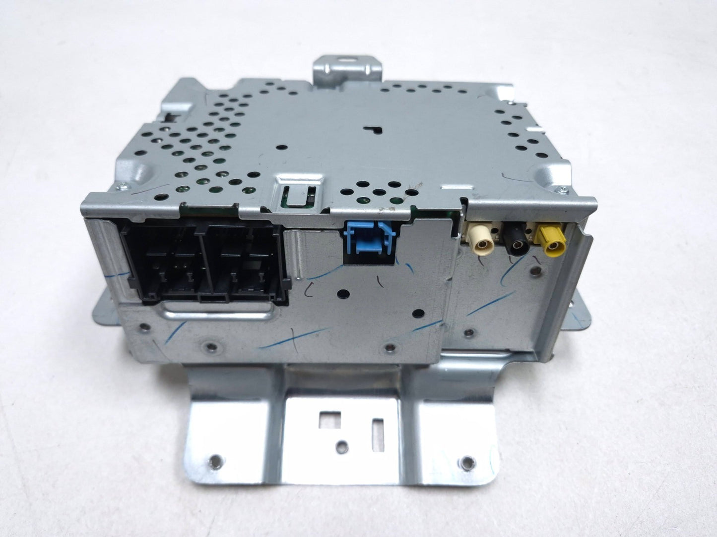 2019 Ford Ecosport Radio Stereo Receiver Am/fm OEM