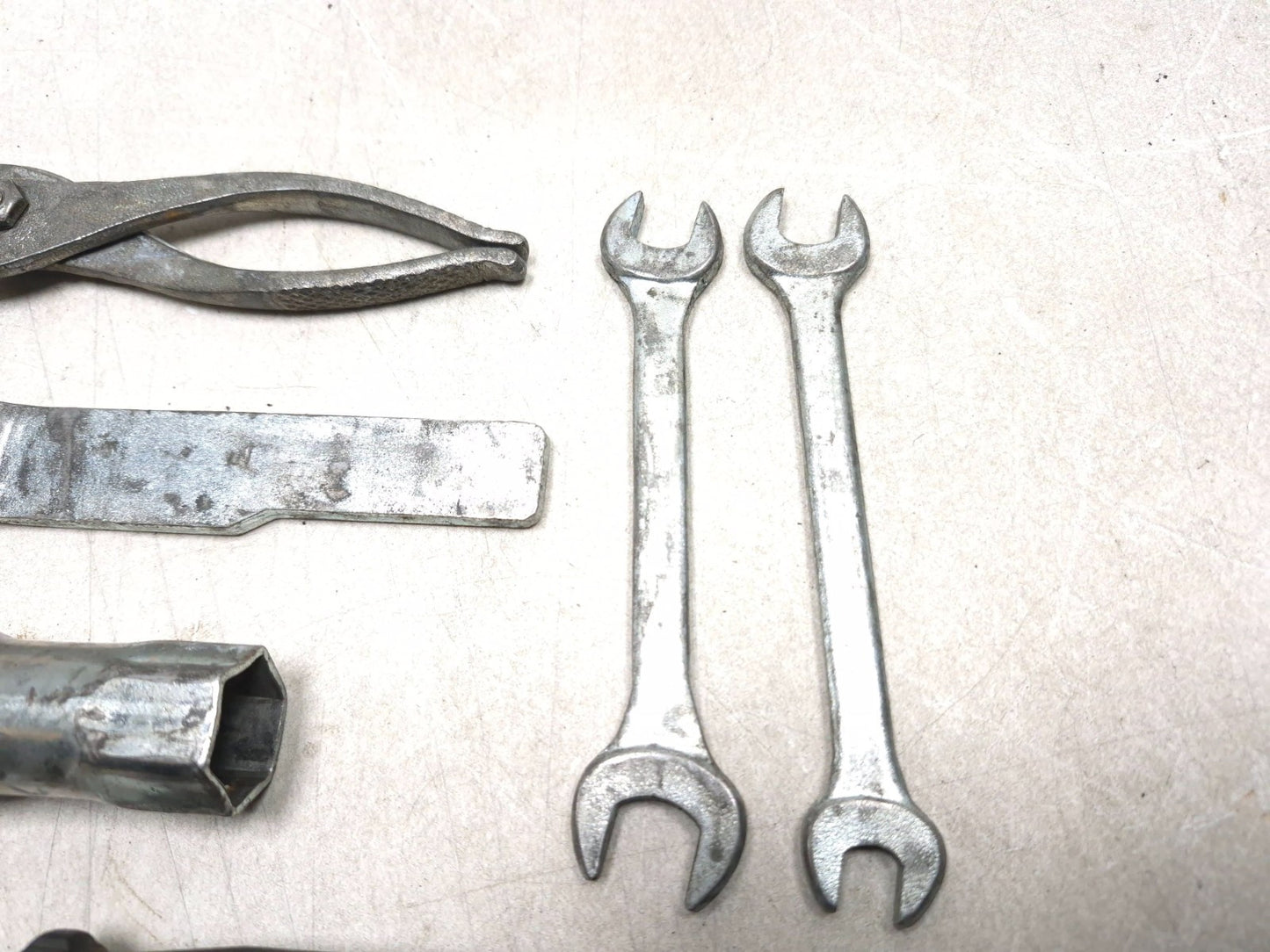 1994 Yamaha Virago Xv1100 Tool Set OEM