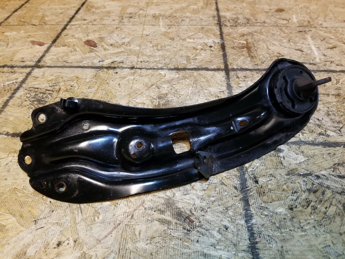 2014 Dodge Avenger Rear Trailing Control Arm Driver Side Left OEM