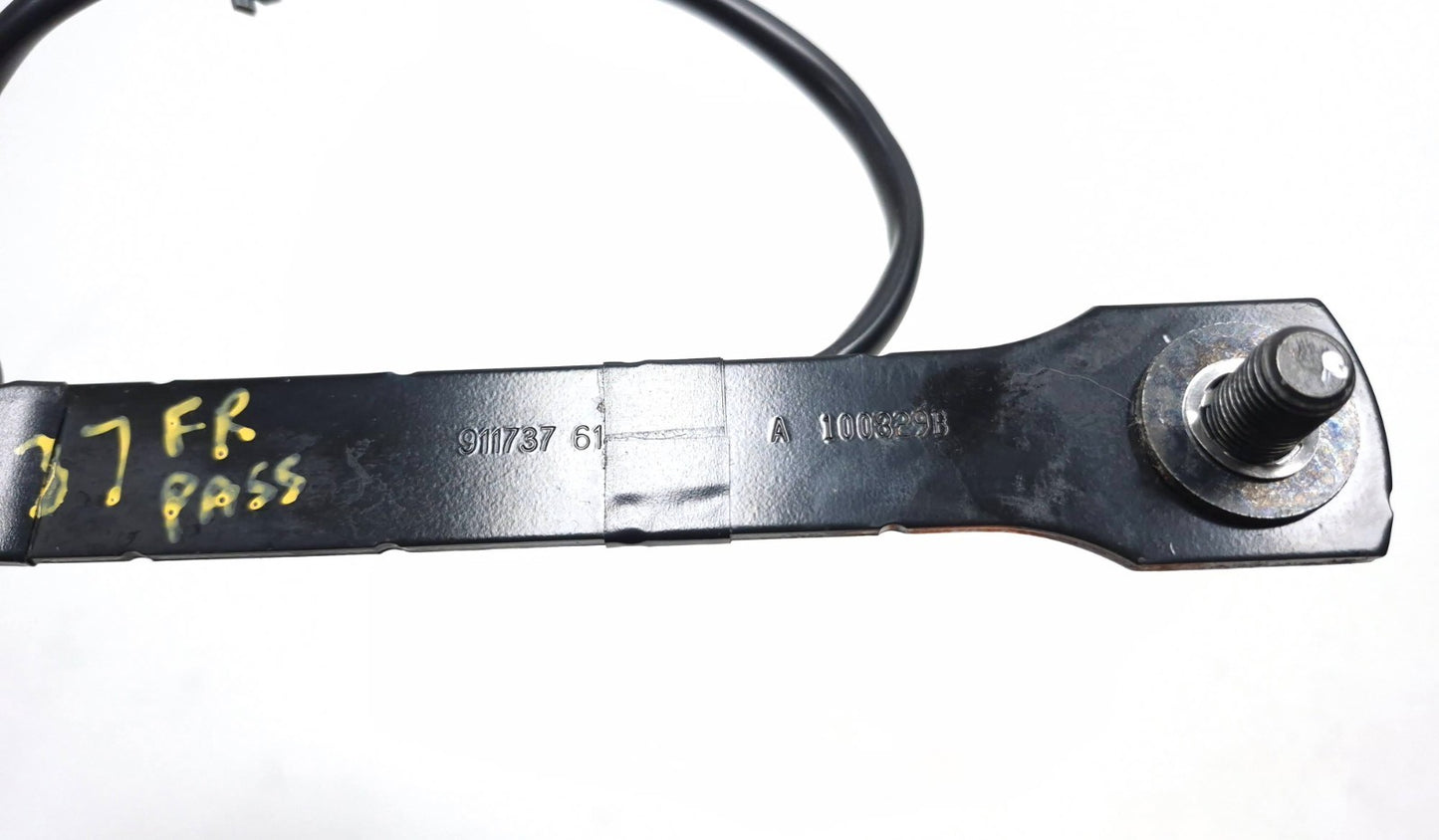 2011 Nissan Juke Front Seat Belt Buckle Passenger Side Right OEM