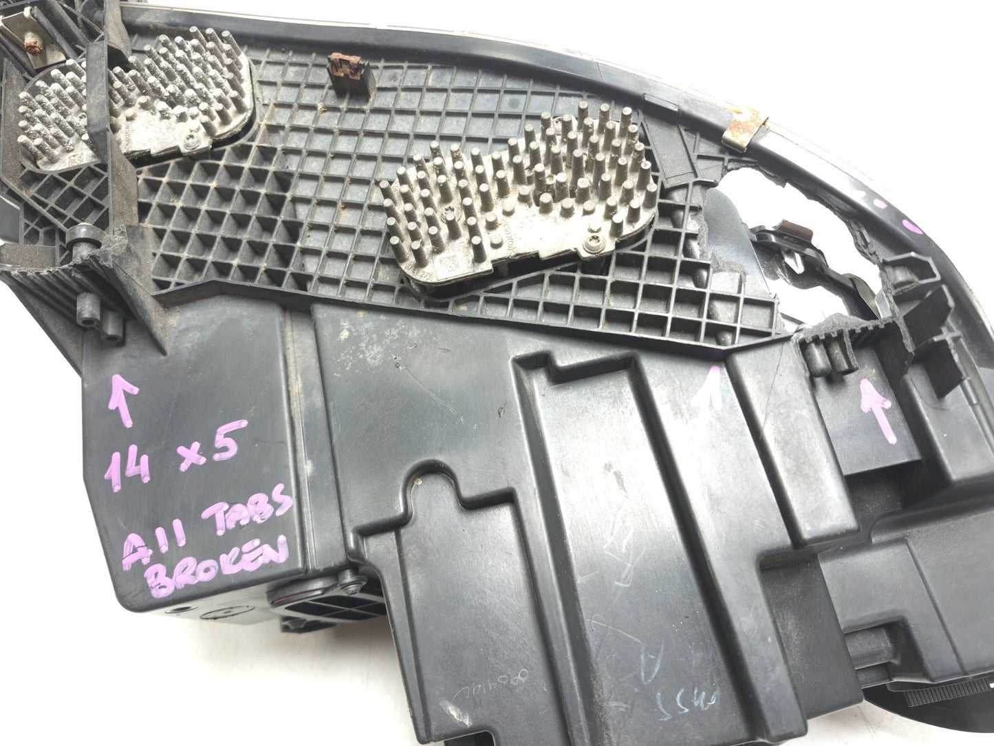 2014 BMW X5 F15 Headlight  Driver Side Left *broken Tab* OEM