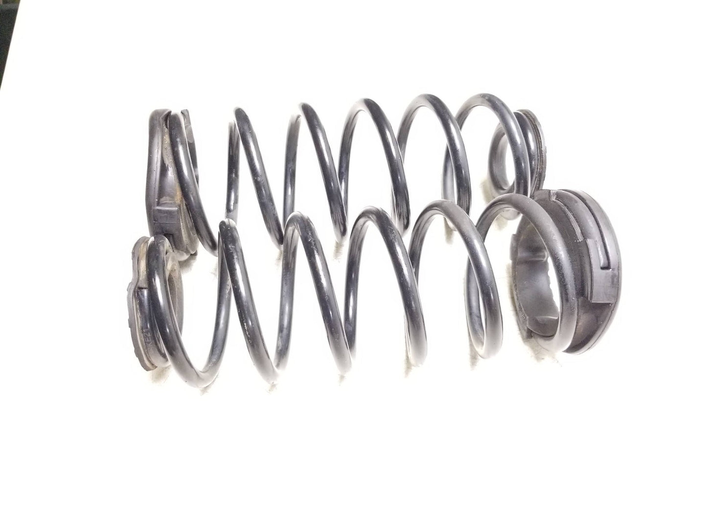 2014 - 2019 Kia Soul Rear Coil Spring Pair OEM