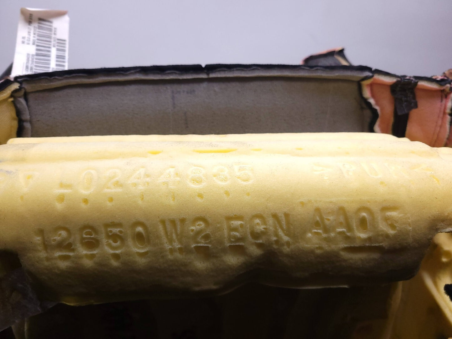 2015 Doodge Challenger Front Passenger Seat Upper Cushion OEM