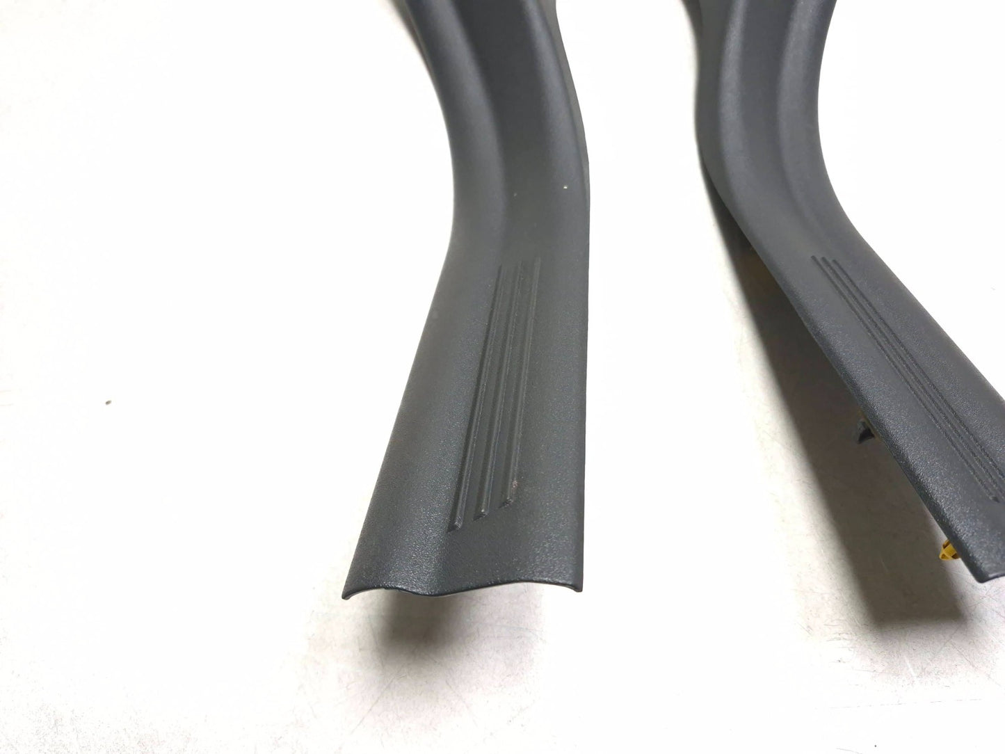 2007 Volvo S40 Rear Door Sill Plate Trim Left & Right OEM