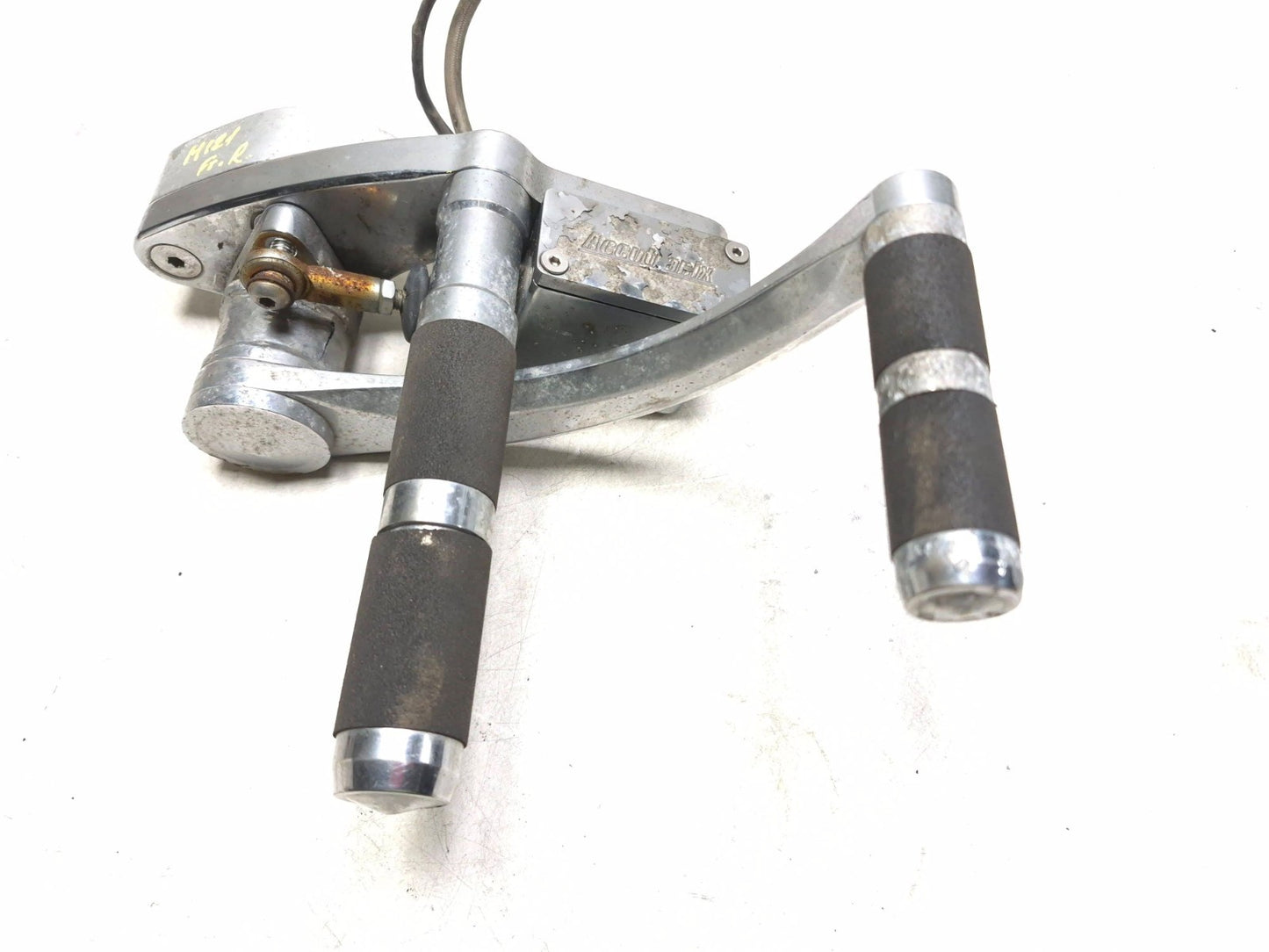 2006 Honda Vtx 1300s Custom Rear Brake Master Cylinder W/ Footrest Assy OEM
