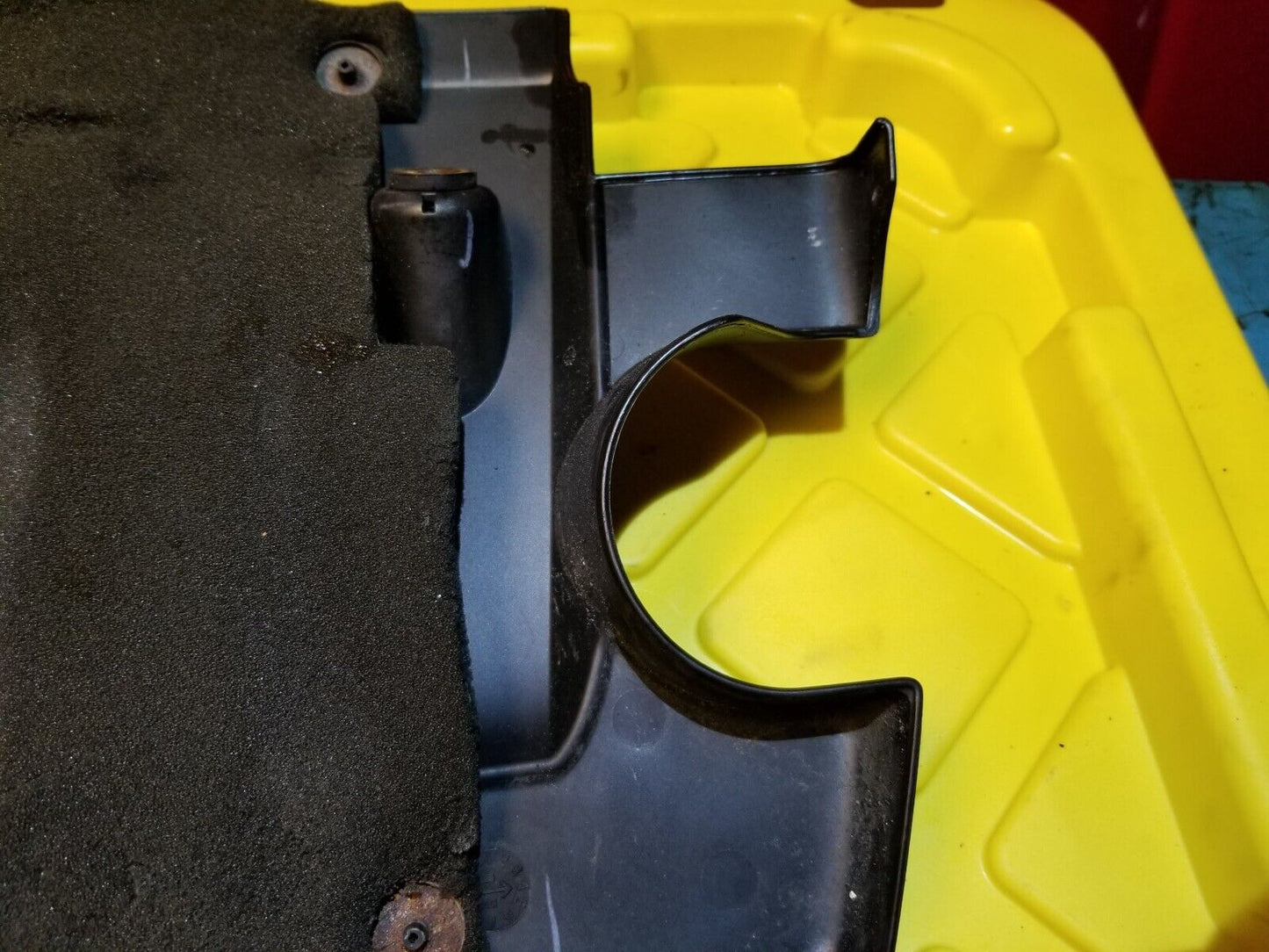 07 - 12 Nissan Sentra Engine Cover 2.0l OEM
