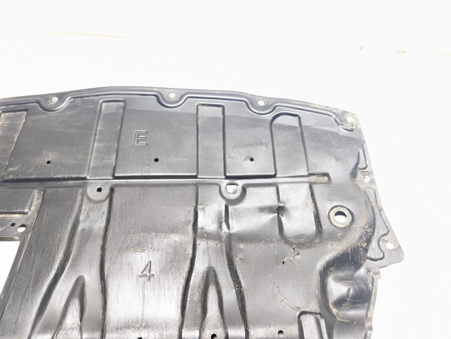 2014 Infiniti Q60 Coupe Front Engine Splash Shield OEM ✅