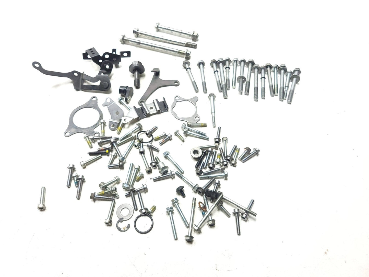2022-2024 Yamaha Yzf-r7 Yzfr7 Engine Misc Bolt Hardware Screw OEM