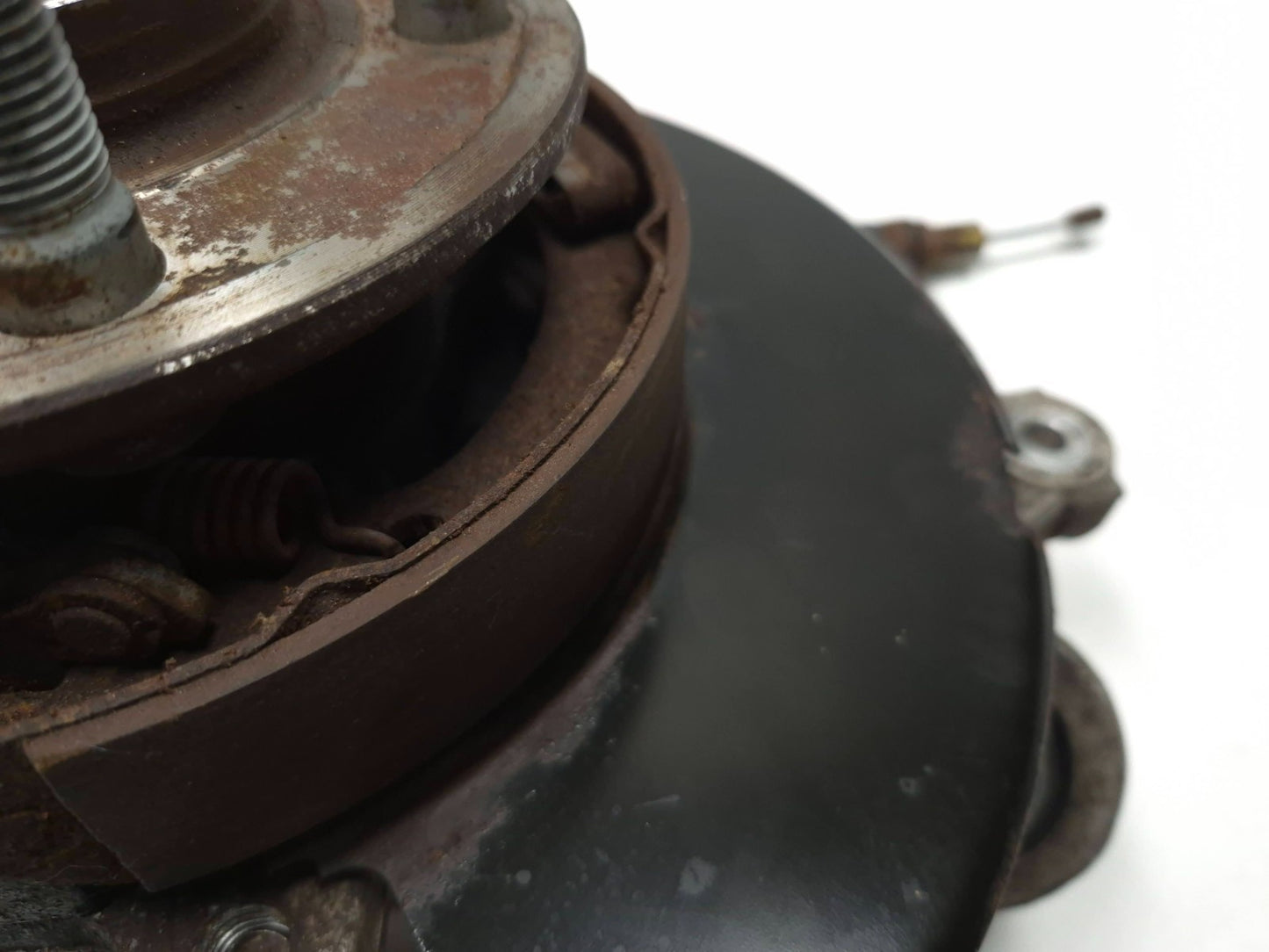 2015 Chrysler 300s Wheel Spindle Knuckle Rear Driver Side Left OEM