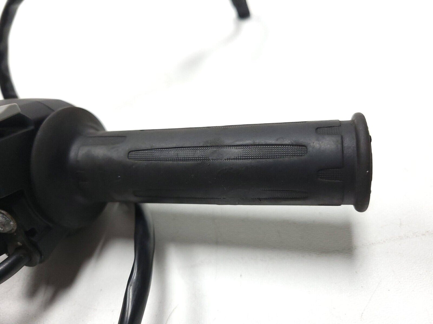2016 - 2020 BMW G310r G310gs Right Handlebar Kill Of Start Switch & Throttle OEM
