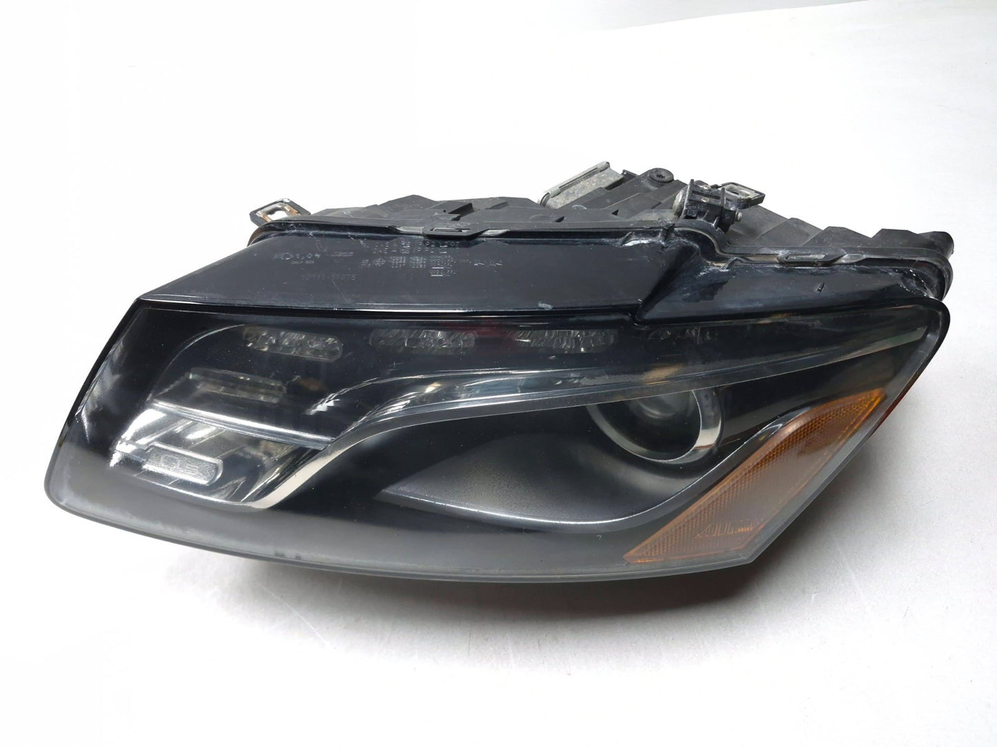 2010 Audi Q5 Headlight Driver Side Left OEM