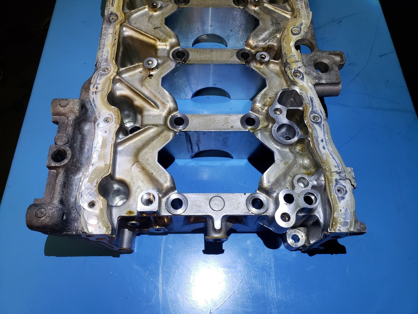 2014 Mazda 3 2.0l Engine Crankshaft Lower Block Housing OEM
