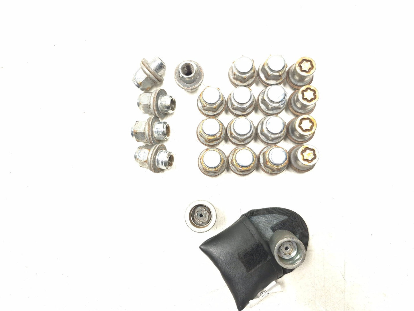 2010 Lexus Hs250h Wheel Lug Nut Lock & Key Set 21pcsoem