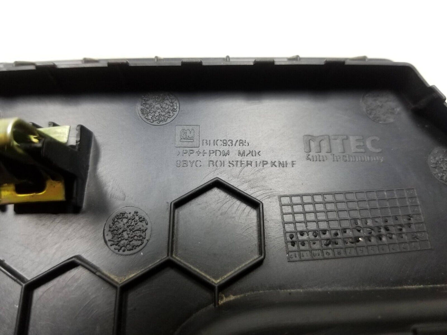 21 - 23 Chevrolet Trailblazer Dash Lover Knee Panel Trim Driver Side Left OEM