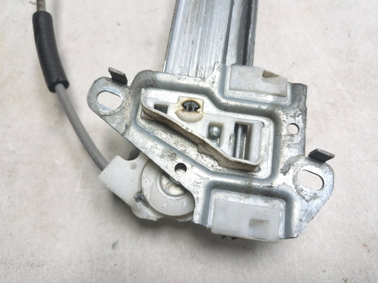 2007 Honda Fit Front Door Window Regulator Motor Passenger Side Right OEM