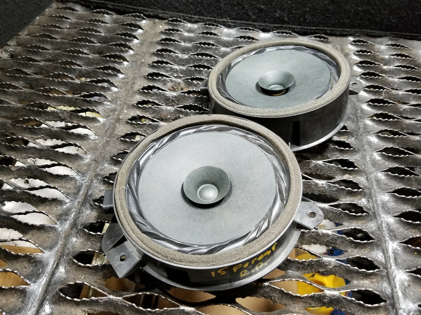 14 15 16 Subaru Forester Rear Door Speaker 86301sg010 Pair OEM