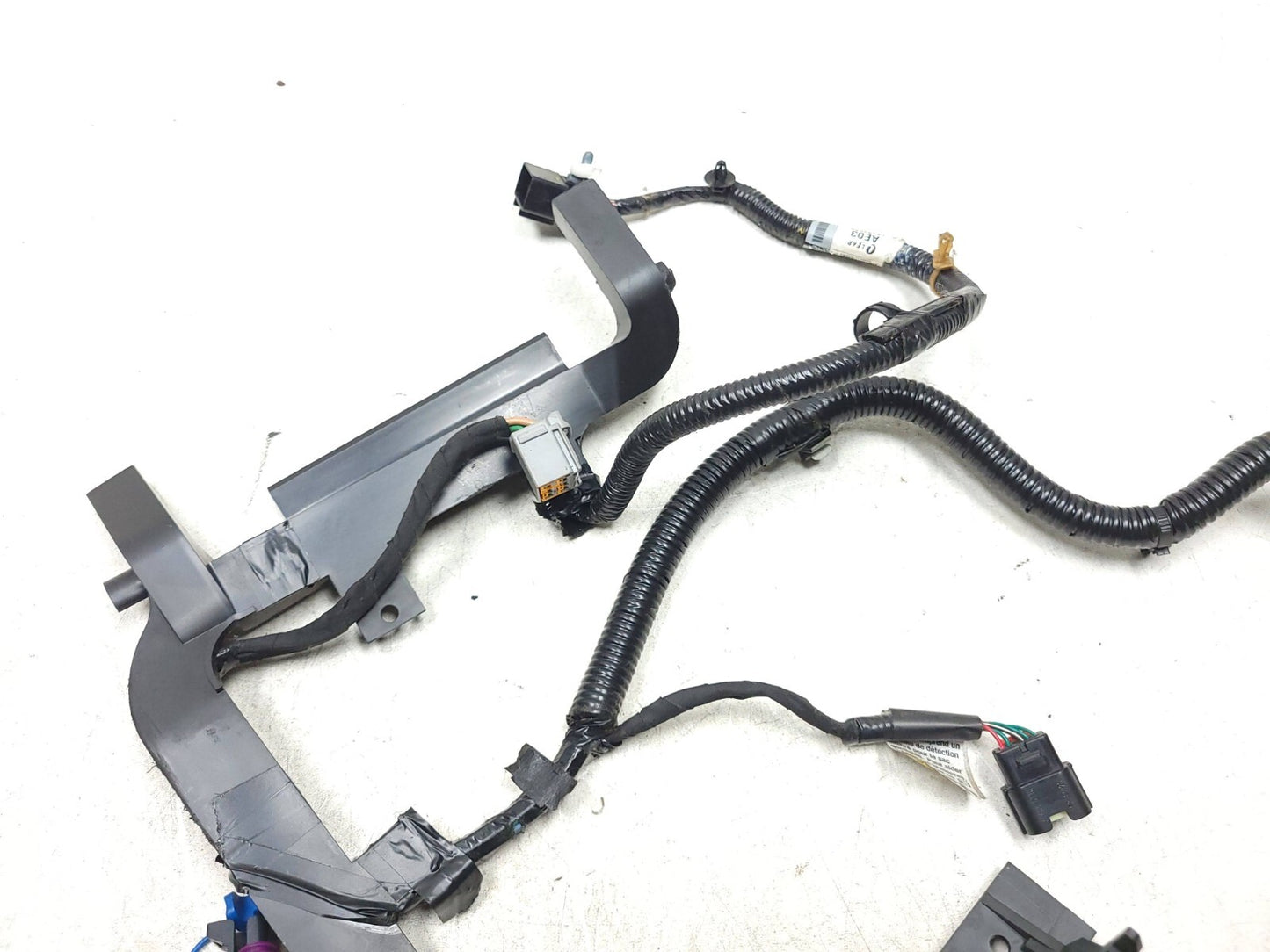 10 14 Chevrolet Suburban Seat Wire Wiring Harness Front Passenger Side Right OEM