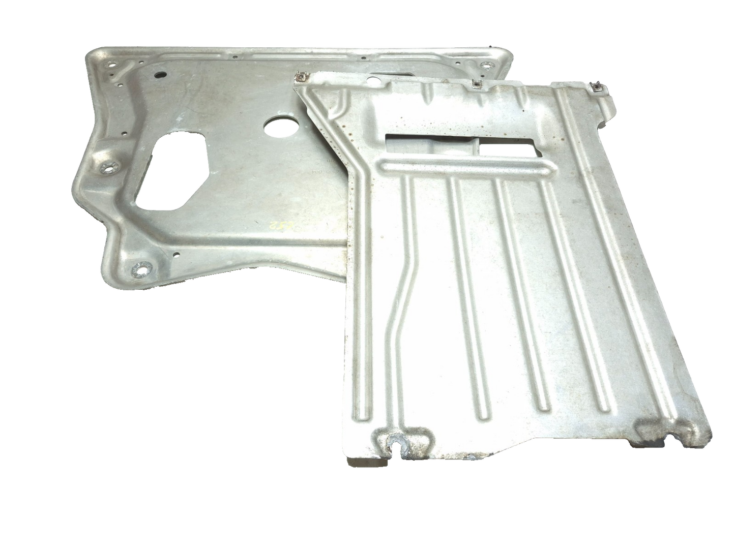 2008 BMW X6 E71 Lower Underbody Shield Belly Pan Skid Plate 2pcsoem