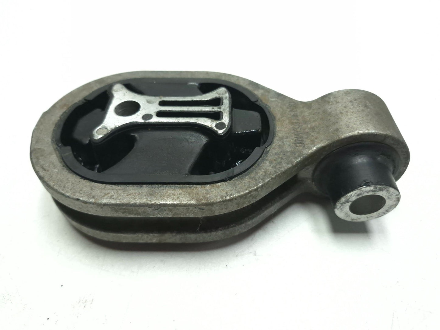 2011 Nissan Juke Engine Torque Strut Mount OEM