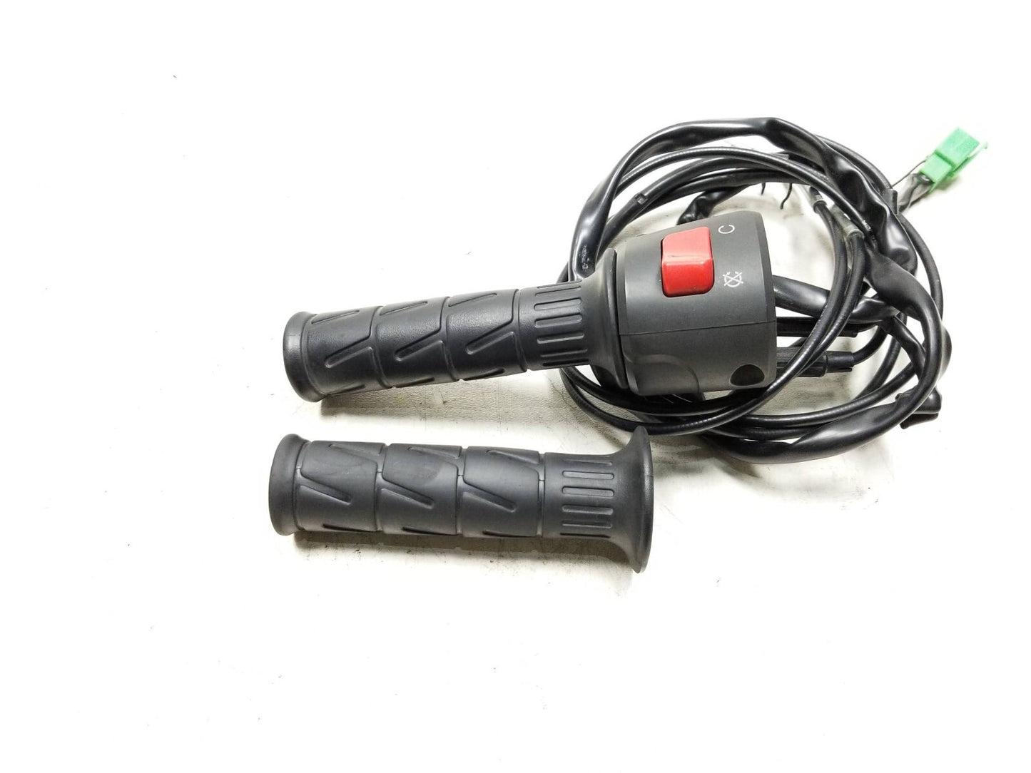 2015-2018 Kawasaki Klz1000 Versys 1000 Right Handlebar Kill Switch W/ Grips OEM