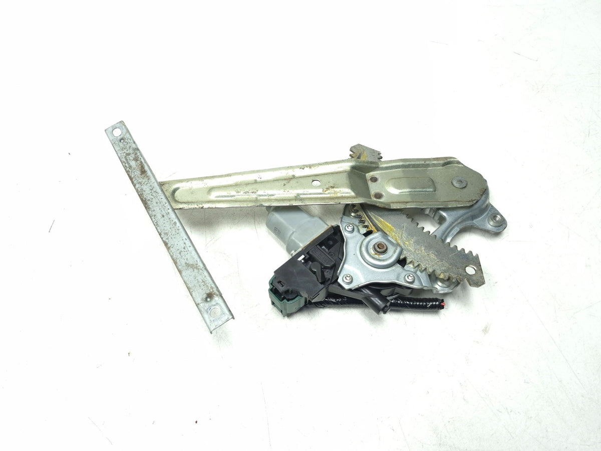 2011-2017 Nissan Juke Rear Window Regulator & Motor Passenger Side Right OEM