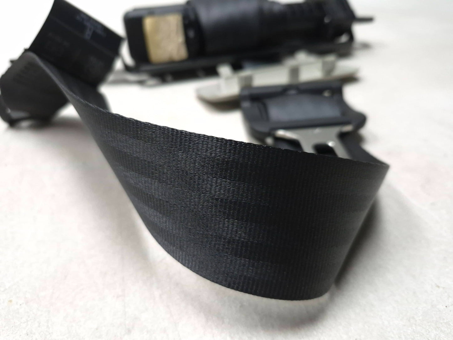 2007 Saab 9-5 Aero Rear Seat Belt Strap W/ Retractor OEM