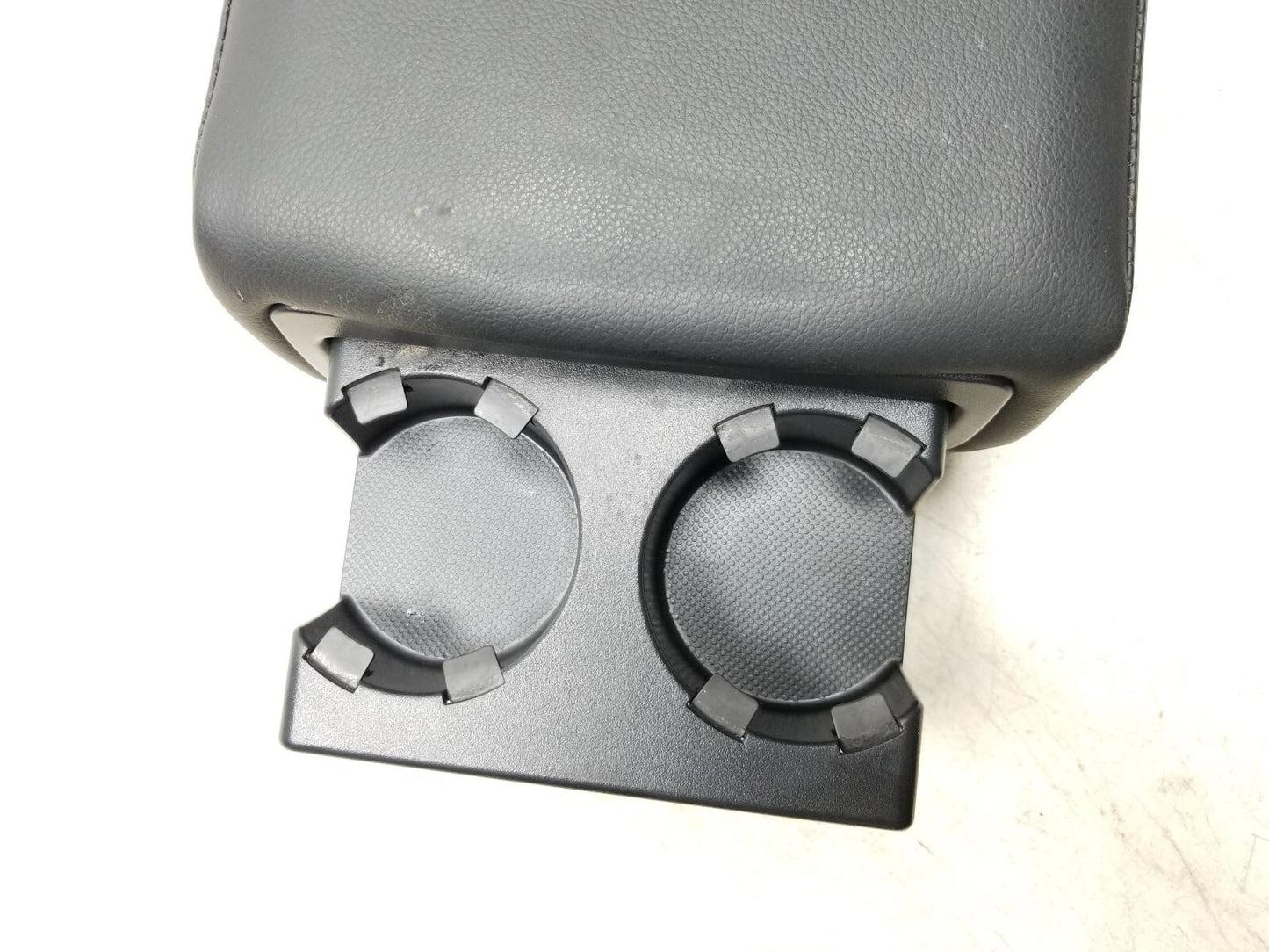 2007 Acura Tl Type S Rear Seat Armrest w/ cup holder OEM