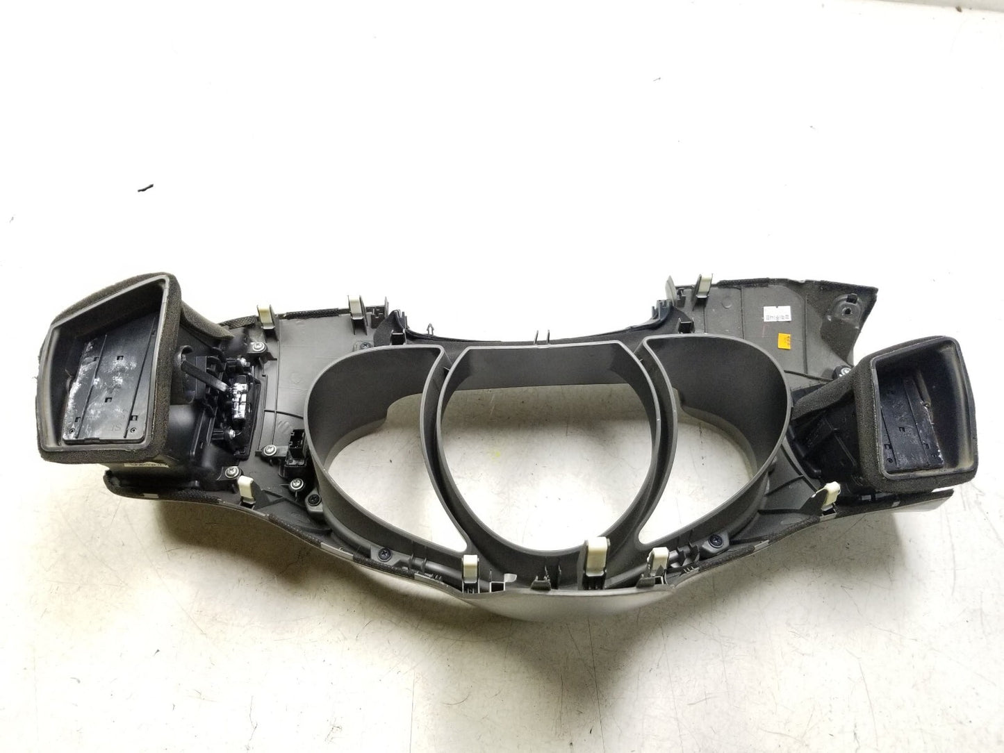 2011 - 2013 Kia Sportage Speedometer Instrument Cluster Dash Trim OEM