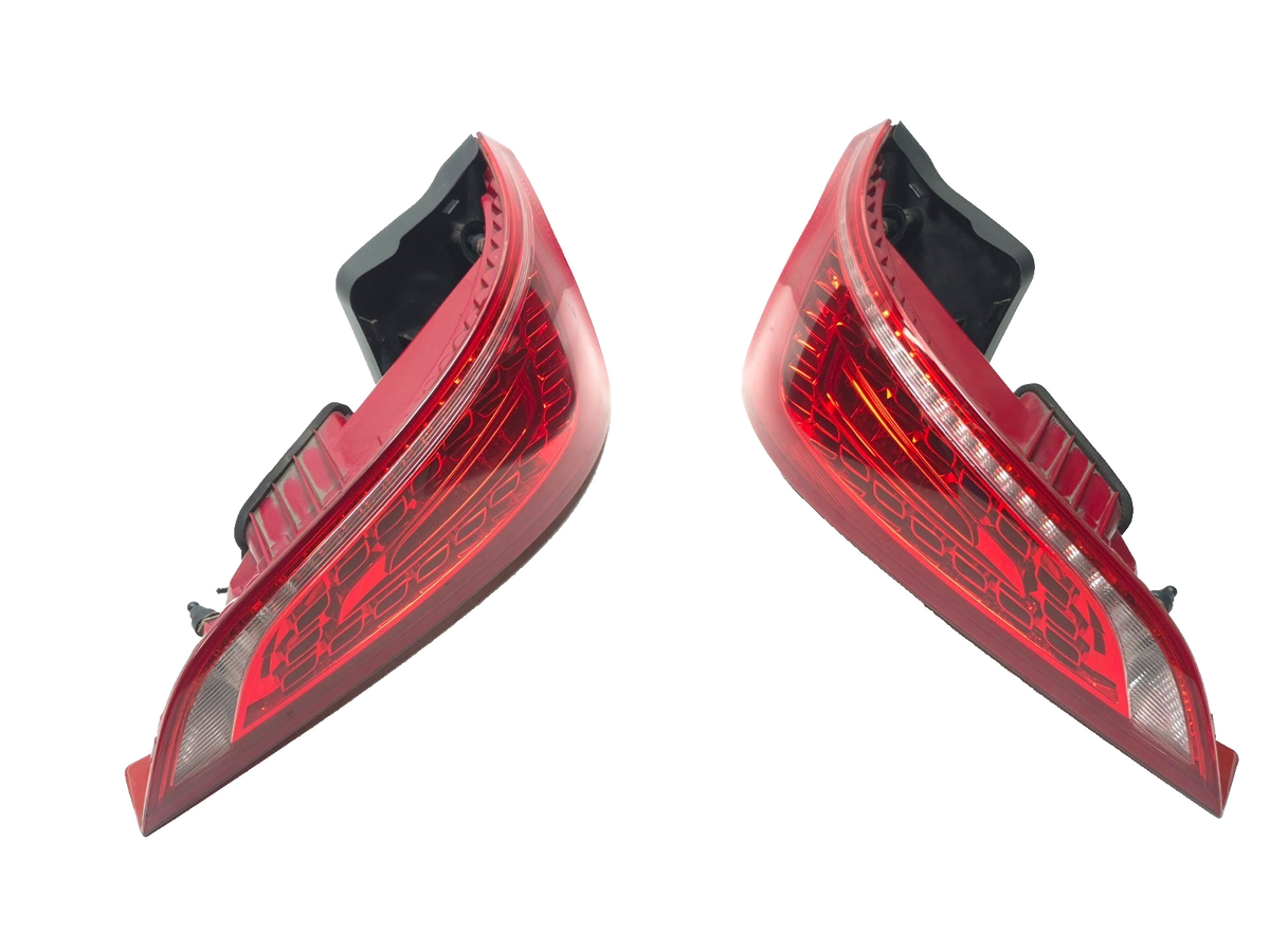 2009-2012 Audi Q5 Rear Tail Light Left & Right OEM