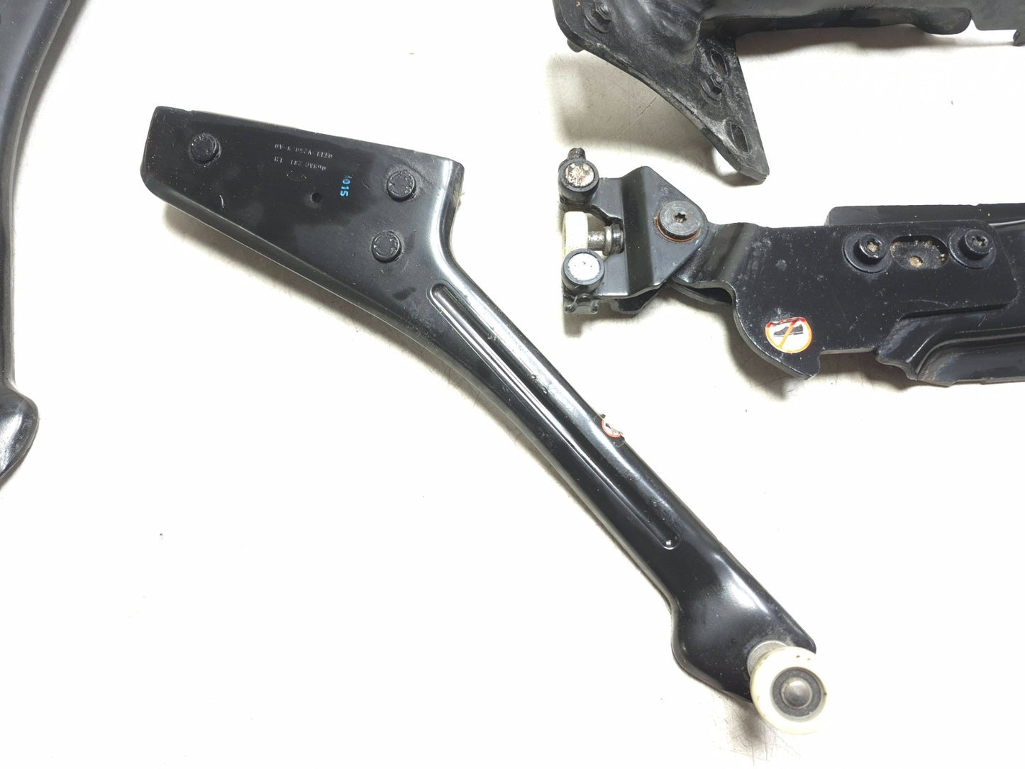 2016 Ford Transit Connect Rear Sliding Door Hinge Roller Left & Right 4pcs OEM