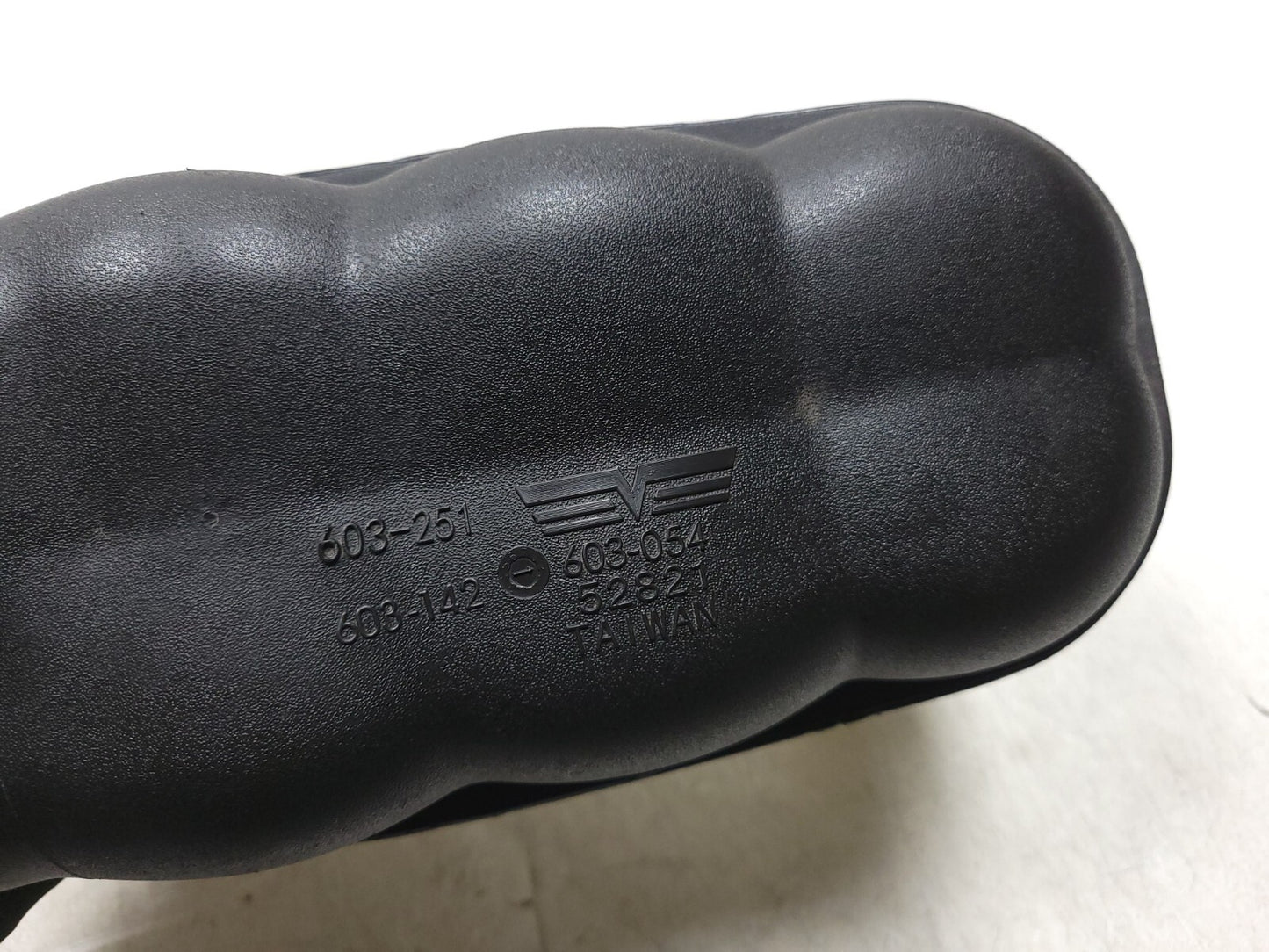 2010 - 2014 Chevrolet Suburban Tahoe Ls Coolant Tank Reservoir OEM