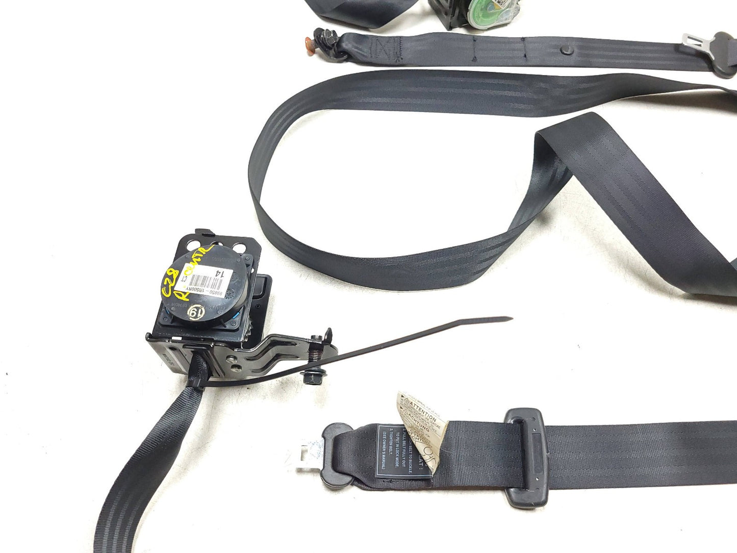 12-17 Hyundai Accent Rear Seat Belt Left Right Center OEM 89850-1r500ry