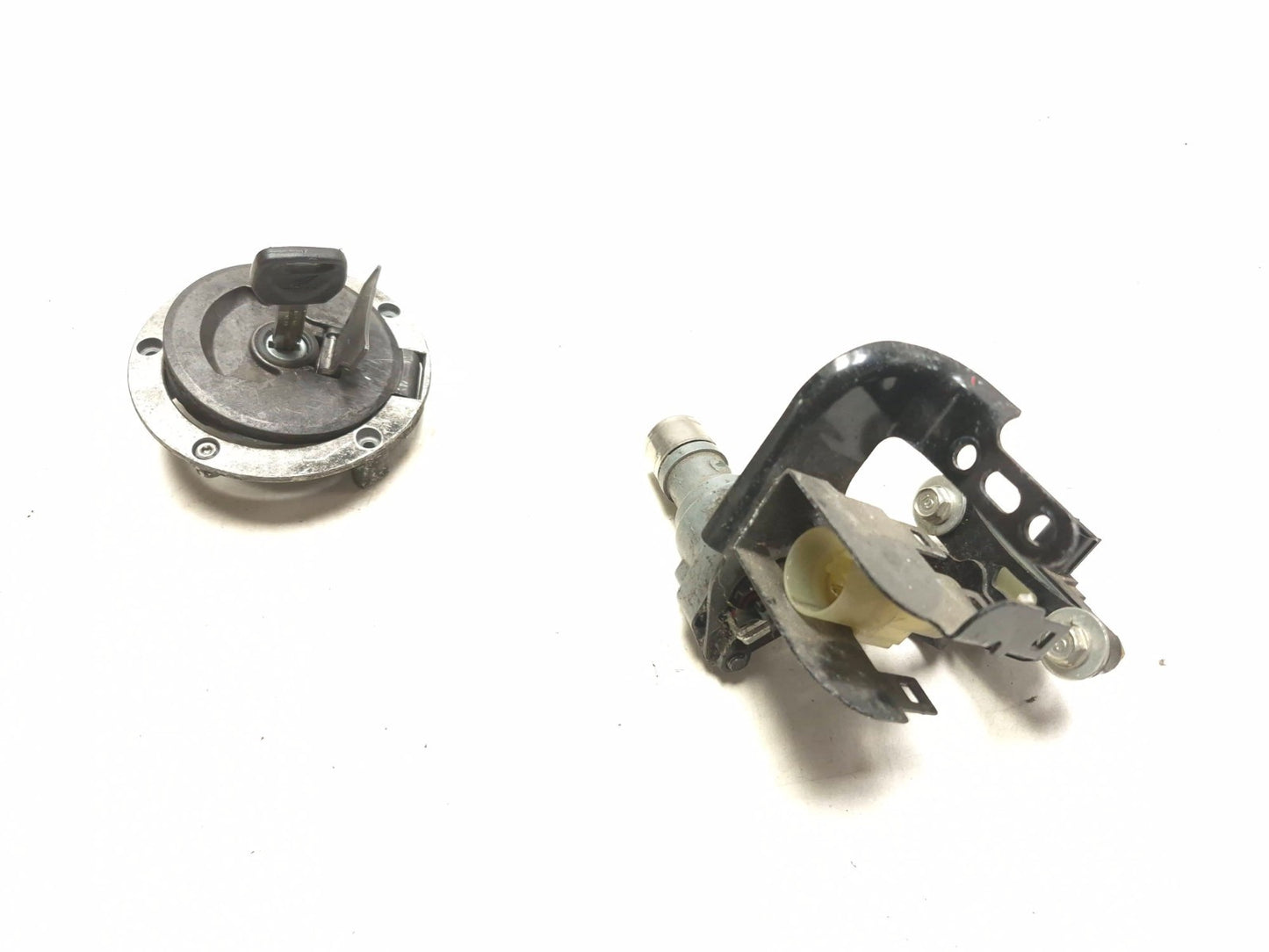 2017 Honda Cmx300 Rebel Ignition Lock Switch & Fuel Cap Lock OEM