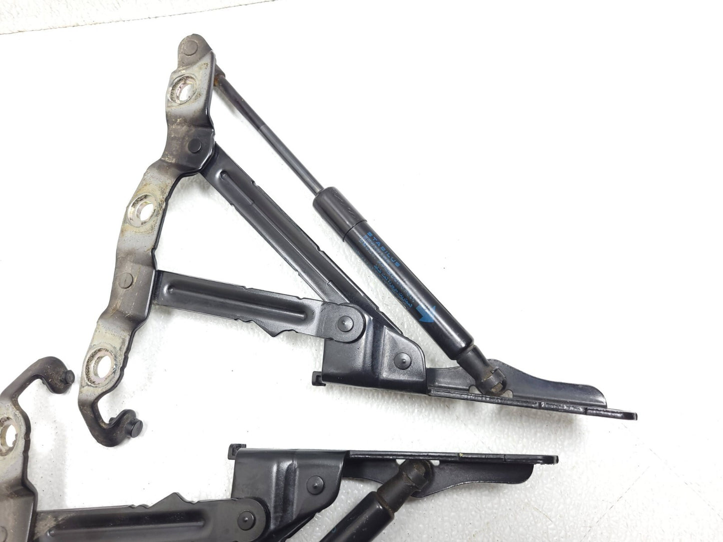 2014 Infiniti Q60 Coupe Trunk Lid Hinge Left & Right 2pcs OEM
