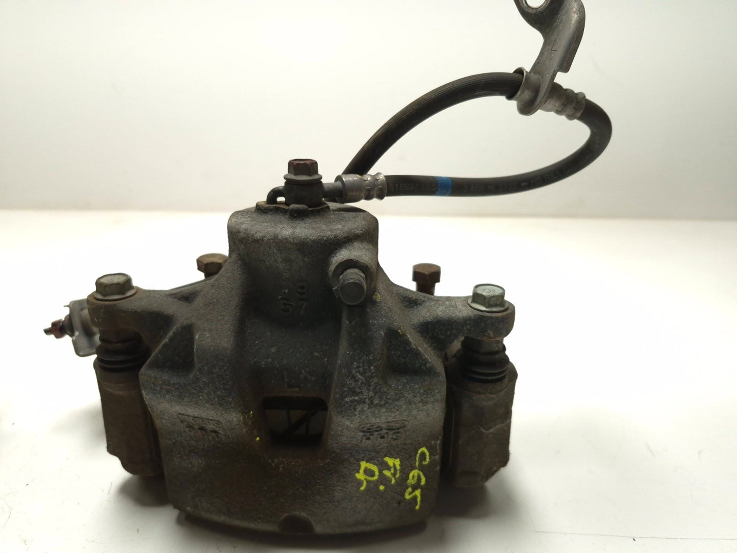 2019 Hyundai Kona Front Brake Caliper Left & Right Pair OEM