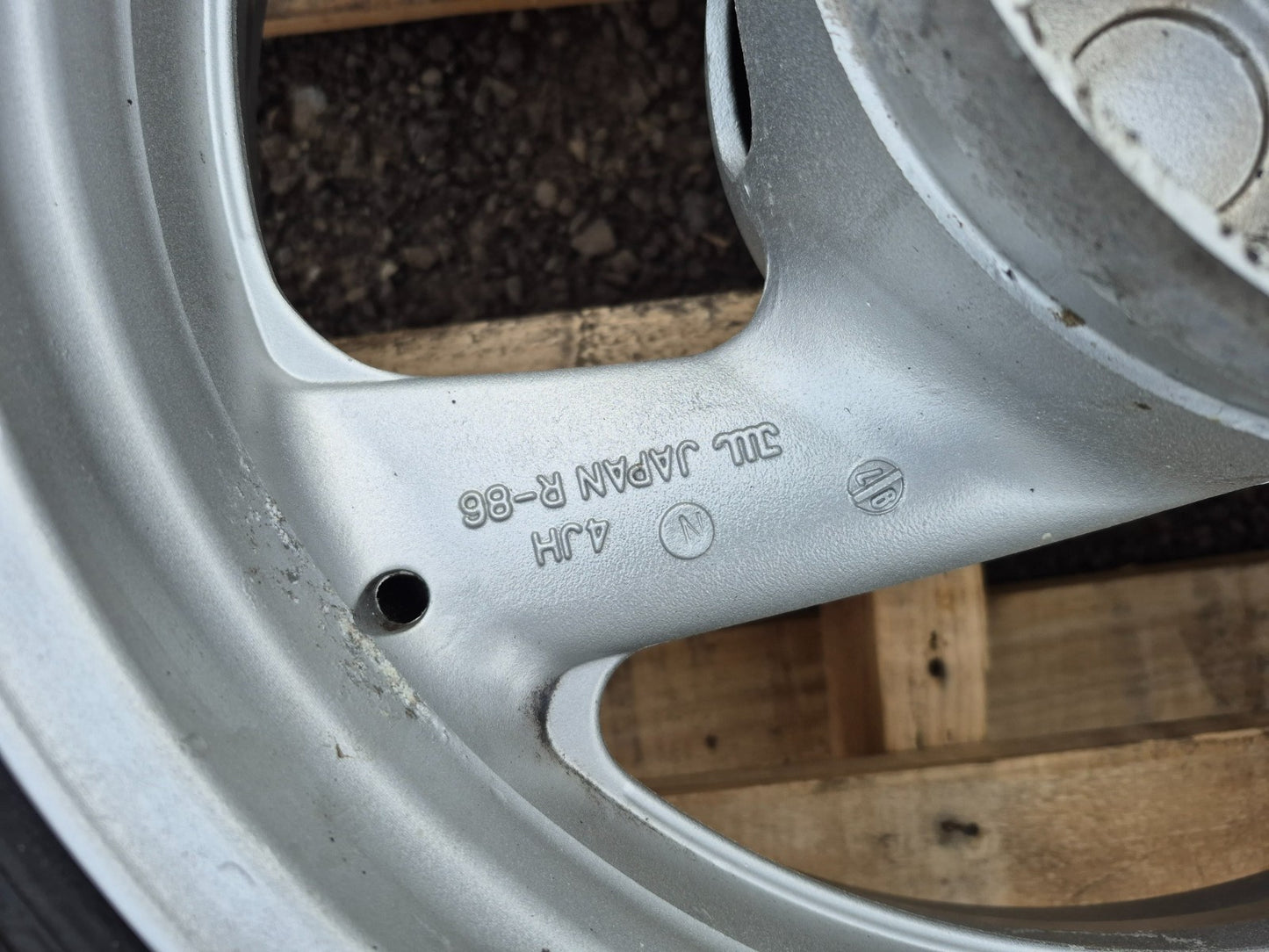 1998 Yamaha Yzf600 Wheel Rim W/ Tire Rear & Front Pair R17 OEM