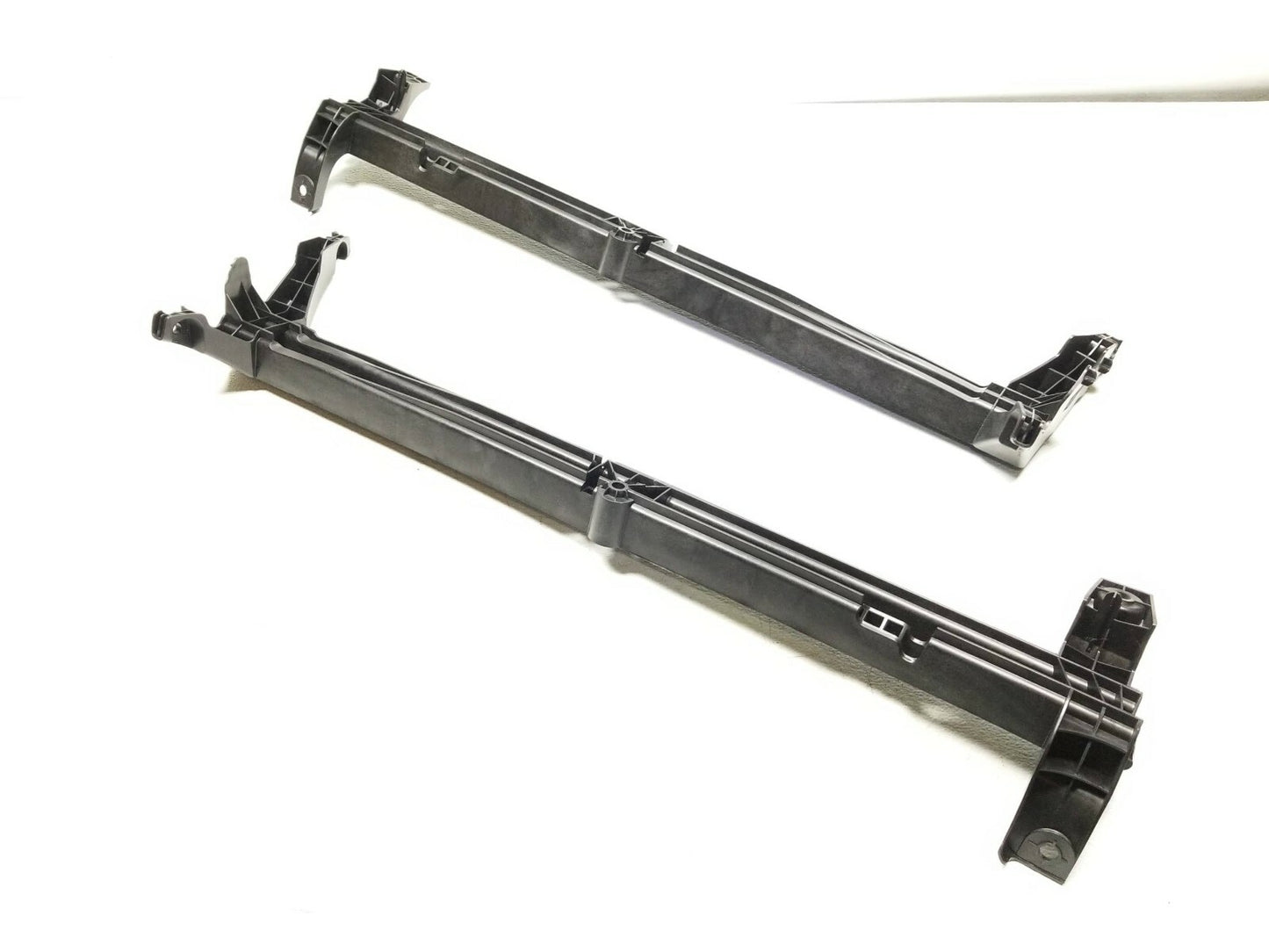 2010 Volvo XC60 Rear Trunk Support Bracket 2pcs OEM