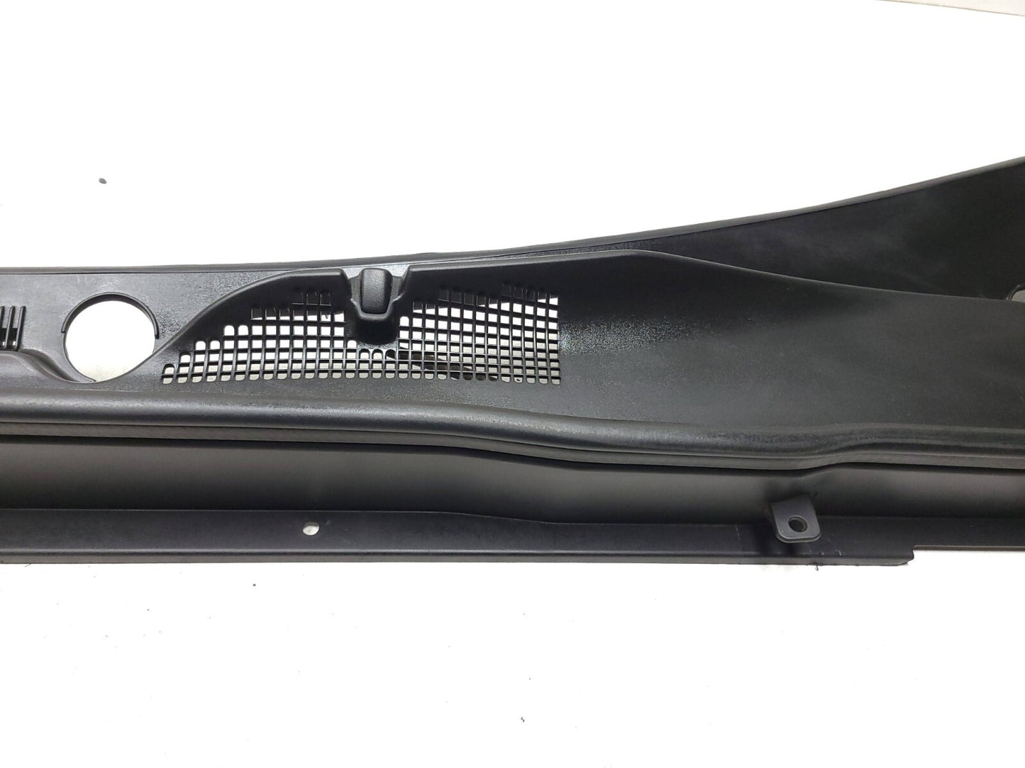 09 - 14 Hyundai Genesis Windshield Wiper Cowl Grille Panel 86150-3m000 OEM Sedan