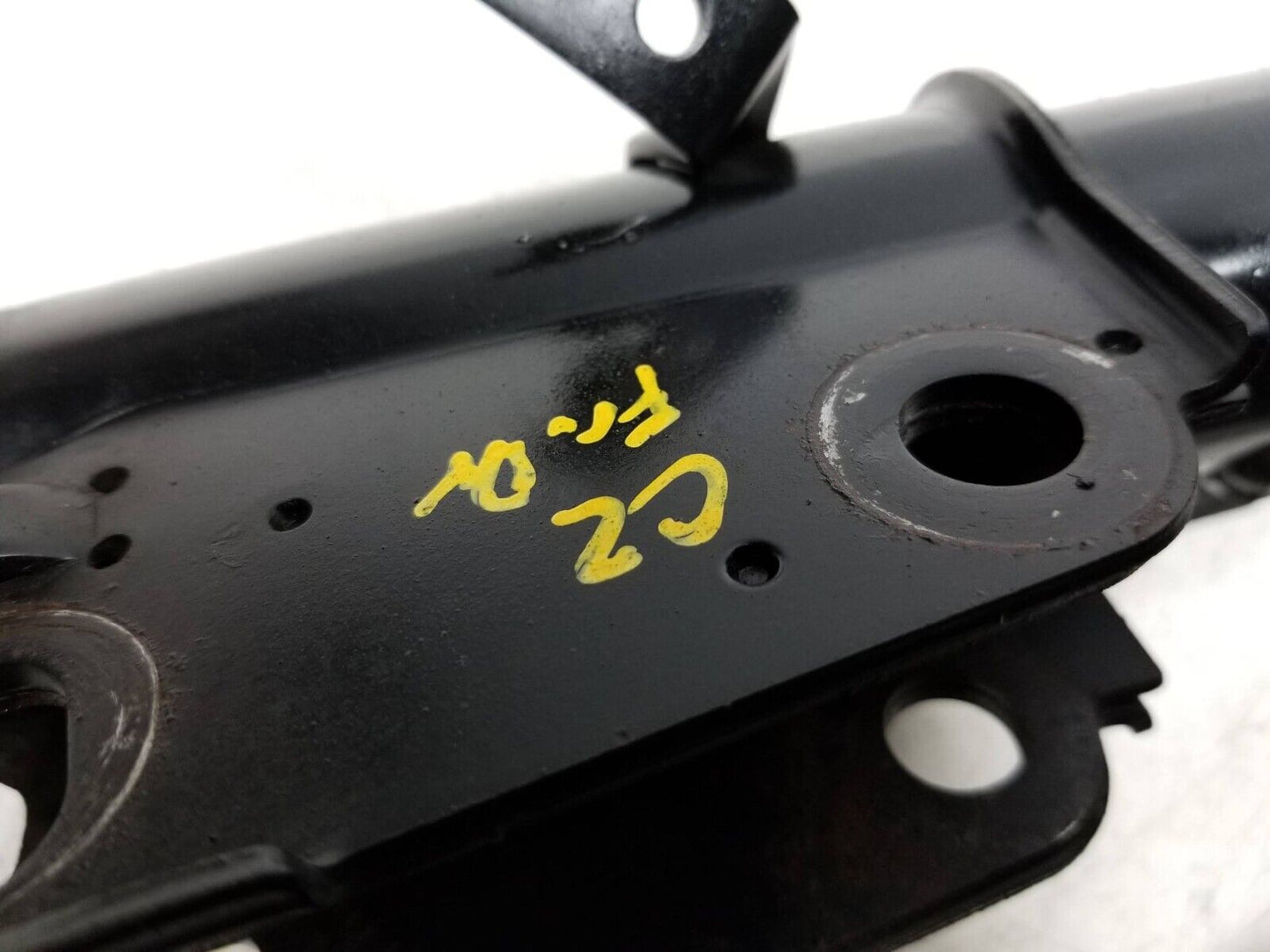 2011 - 2014 Chrysler 200 Front Shock Absorber Left & Right 2.4l *aftermarket*