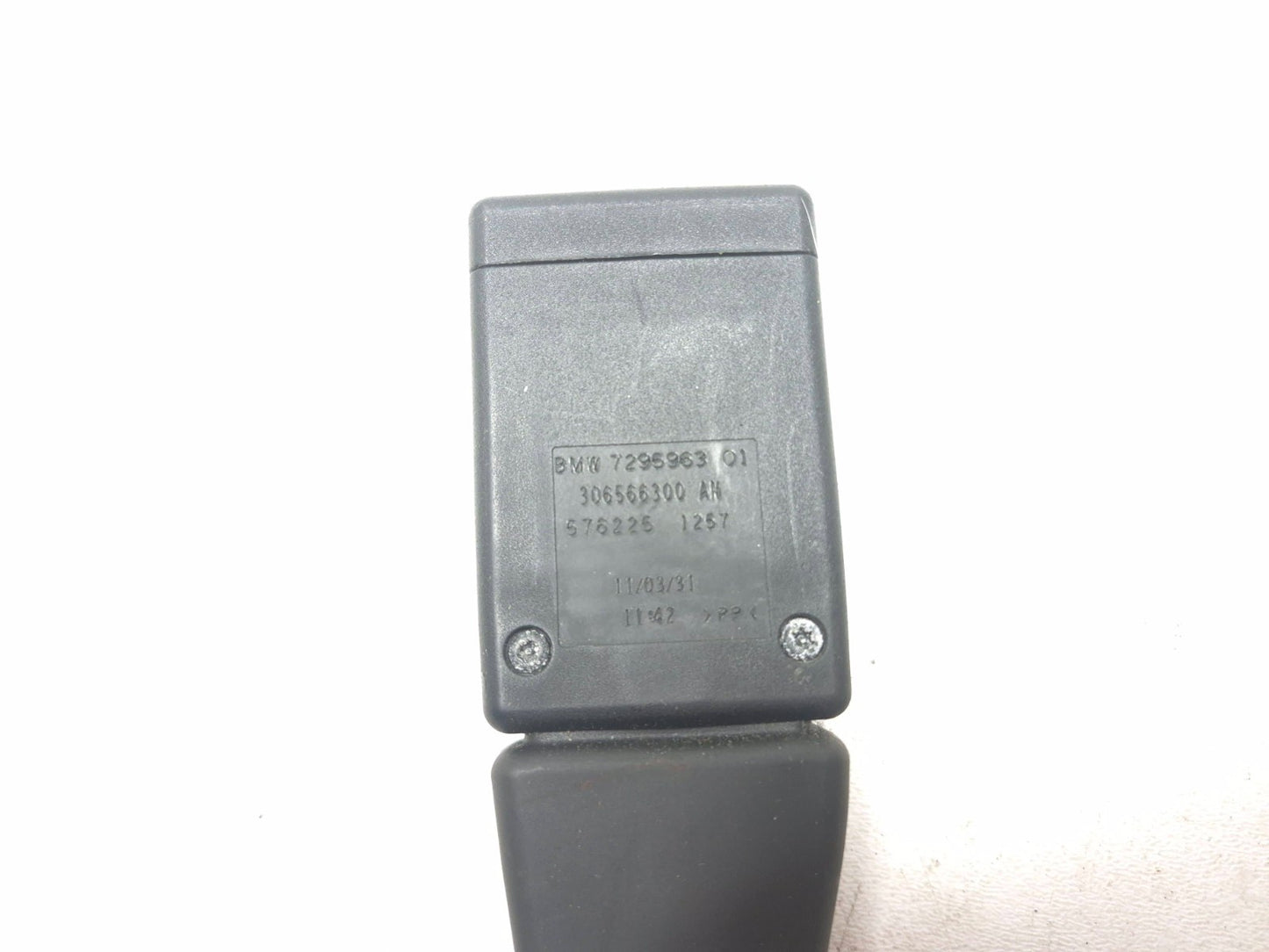2009 BMW X6 Xdrive50i Front Seat Belt Buckle Left Driver Side OEM
