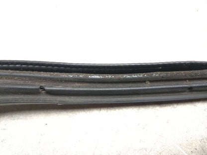 2008 Lincoln Navigator Rear Tailgate Back Window Weatherstrip Seal OEM