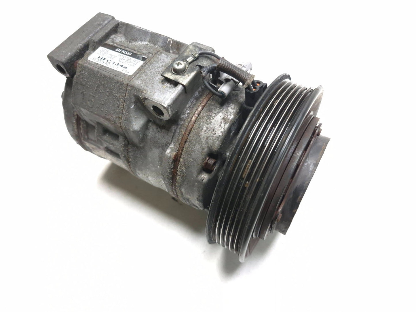 2004 Toyota Corolla AC Compressor OEM