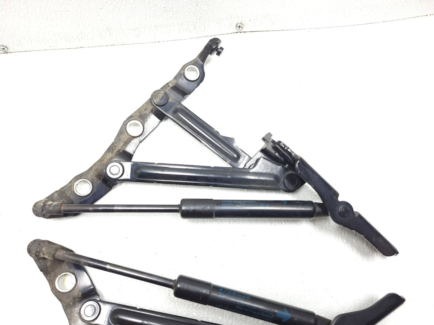 2014 Infiniti Q60 Coupe Trunk Lid Hinge Left & Right 2pcs OEM