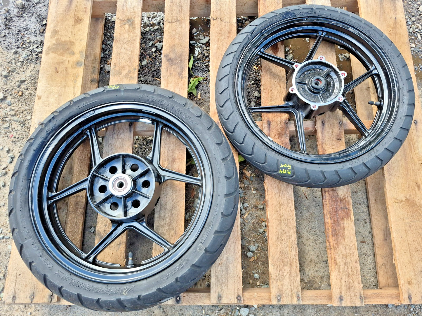 2008 Kawasaki Ninja 250r Ex250 Wheel Rim & Tire Front & Rear *straight* OEM