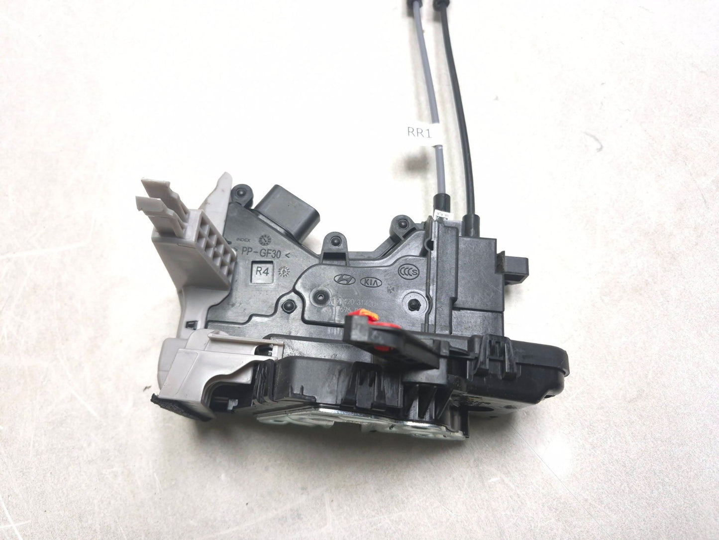 2019 Hyundai Kona Rear Door Lock Latch Actuator Right Passenger Side OEM