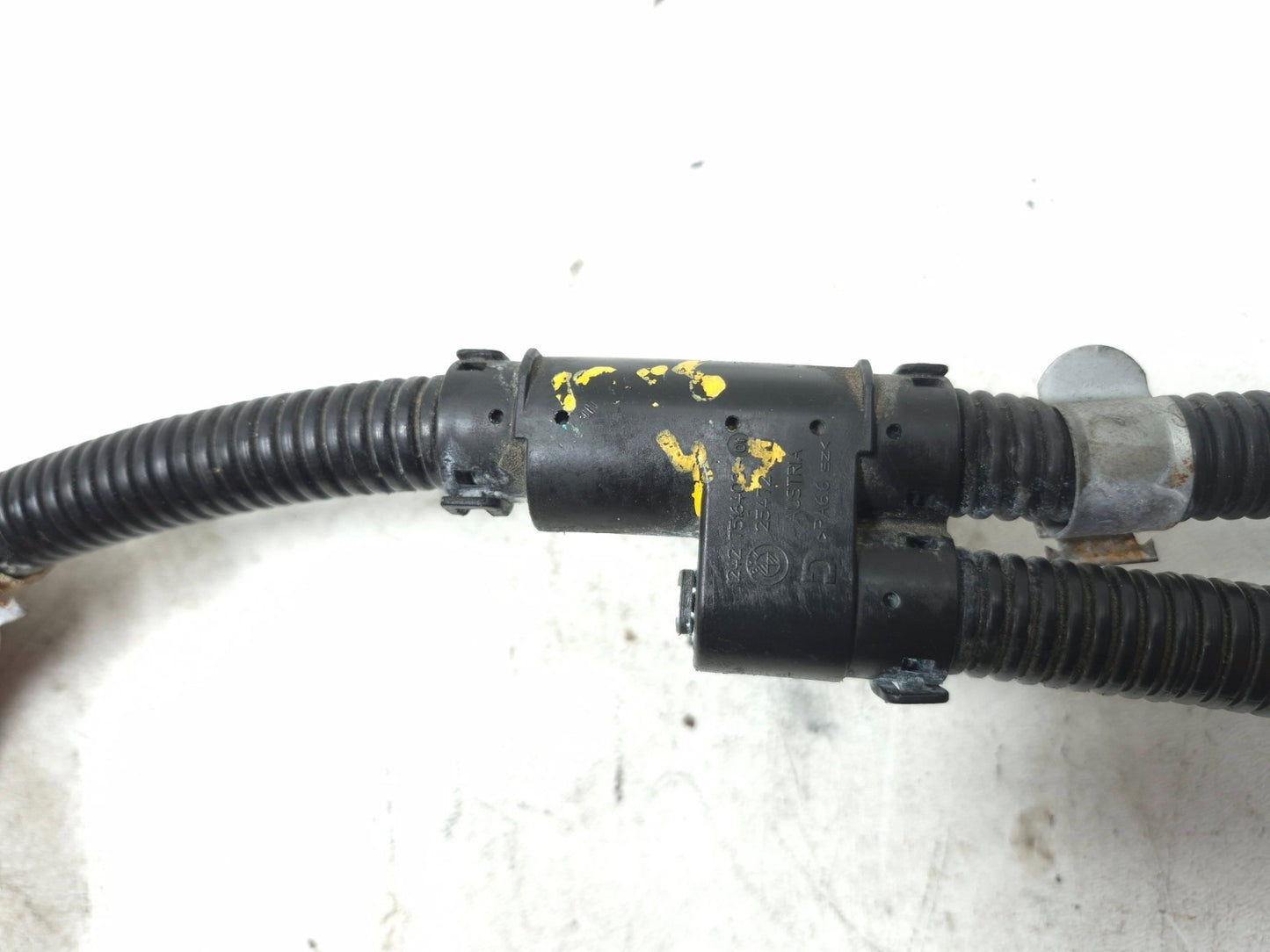 2010 BMW X5 4.8l Positive Battery Alternator Starter Cable Harness OEM